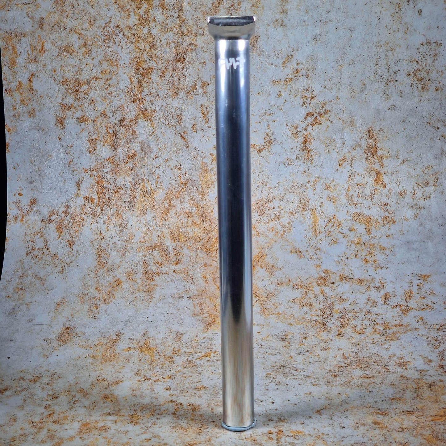 Cult BMX Parts Cult Counter XL 320mm Pivotal Seatpost