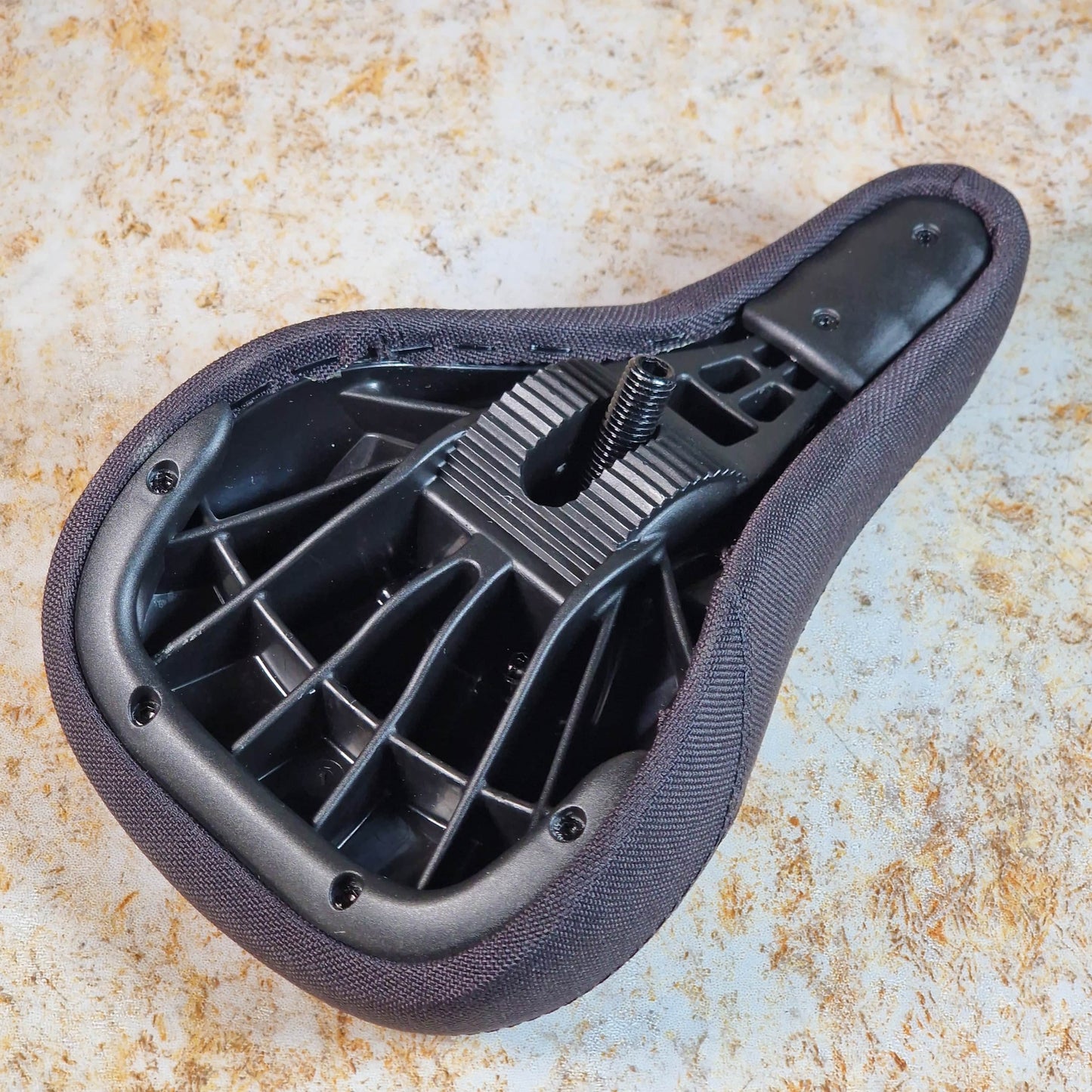 Federal BMX Parts Camo / Mid Federal 4 Square Mid Stealth Pivotal Seat Camo