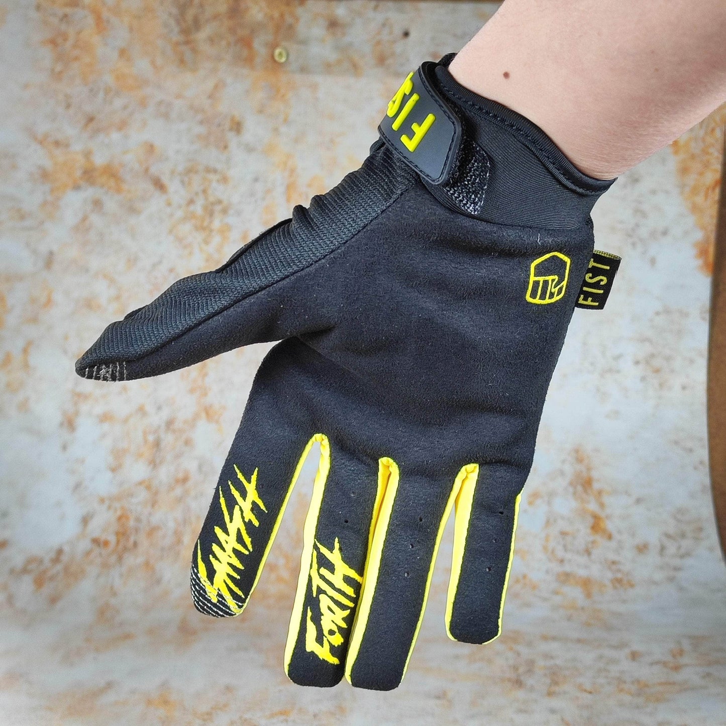 FIST Protection FIST Handwear Stocker Gloves Black / Fluro Yellow