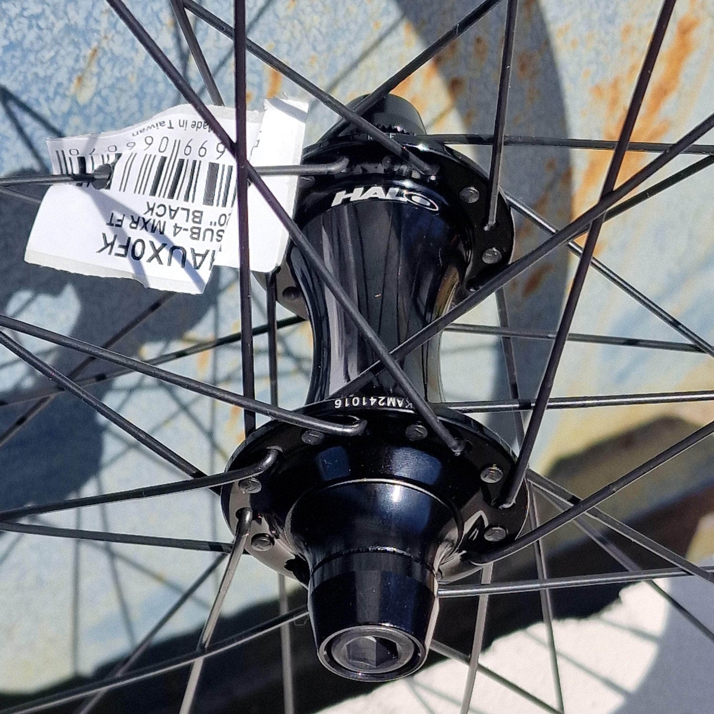 Halo BMX Racing Black / 32H / Front Halo Sub-4 MXR Complete Front Race Wheel