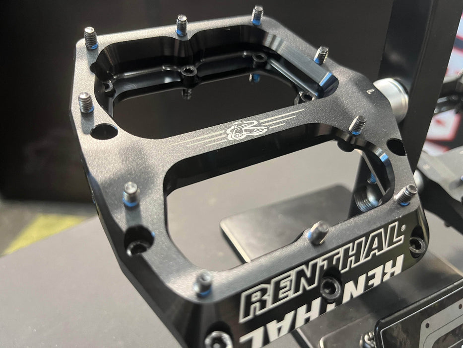 Renthal BMX Parts Renthal Revo-F Flat Sealed Bearing CNC Alloy Pedals