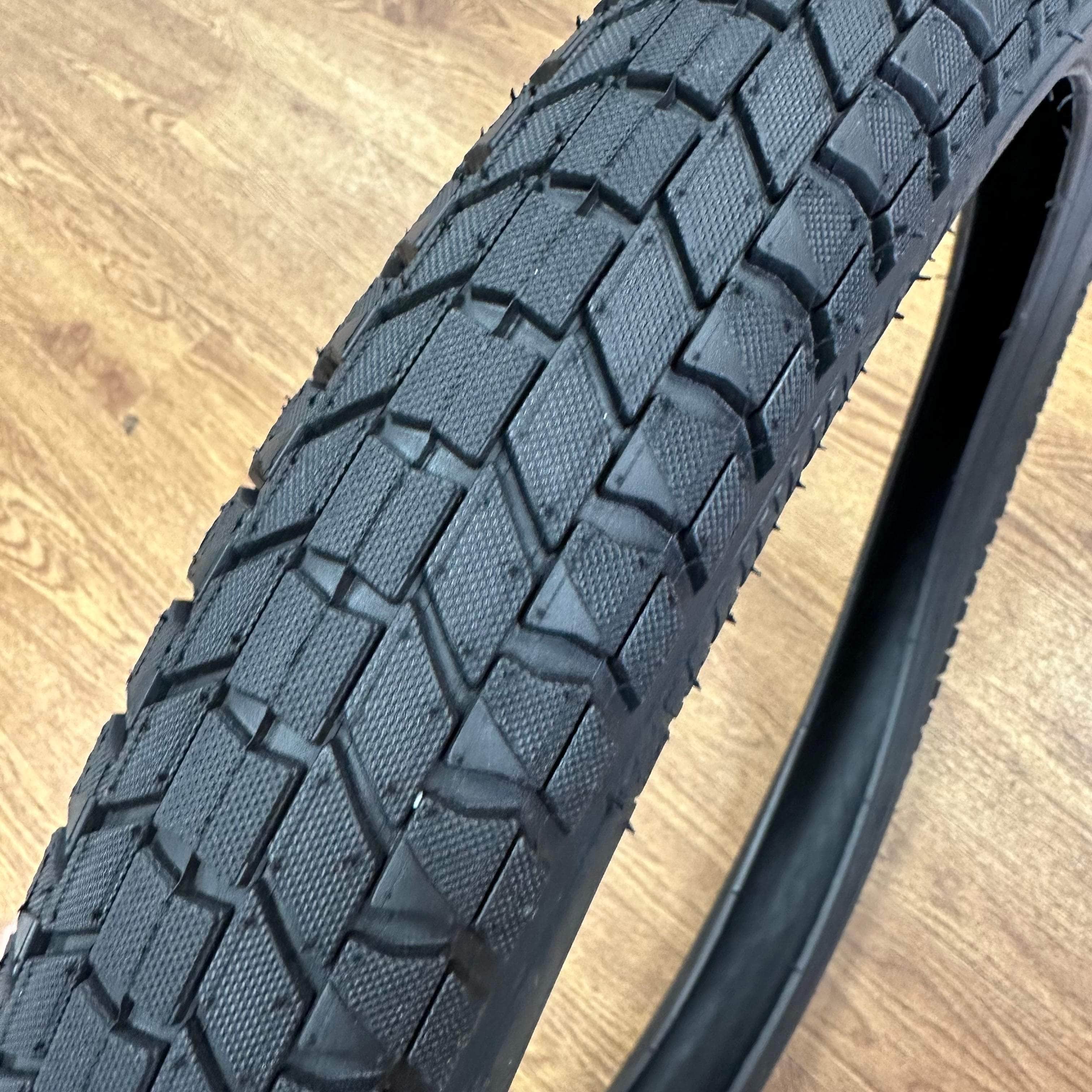 S&M Bikes Mainline 22 Inch BMX Tyre Black Alans BMX