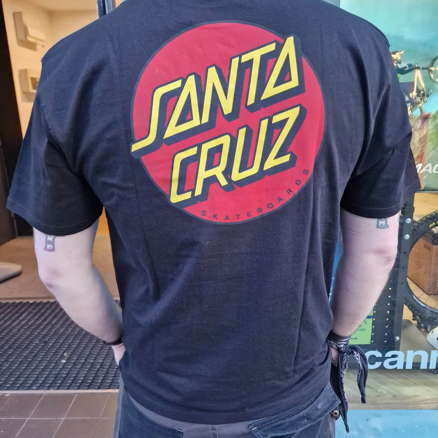 Santa cruz Clothing & Shoes Santa Cruz Classic Dot Logo T-Shirt Black