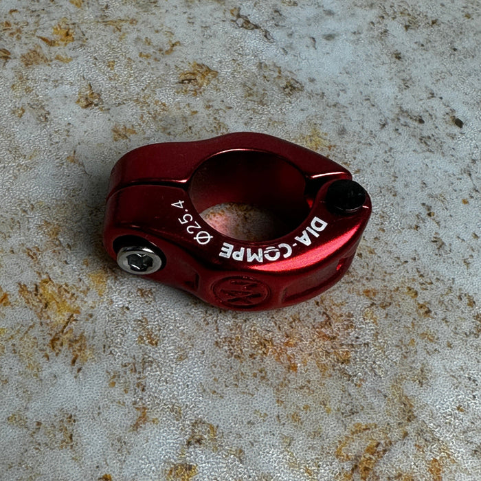 Dia-Compe Old School BMX Red Dia-Compe MX1500N Hinged Seatclamp