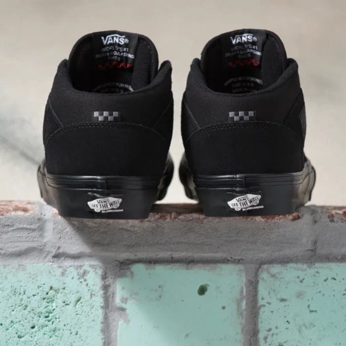 Vans Clothing & Shoes Vans Skate Half Cab Shoes Black / Black