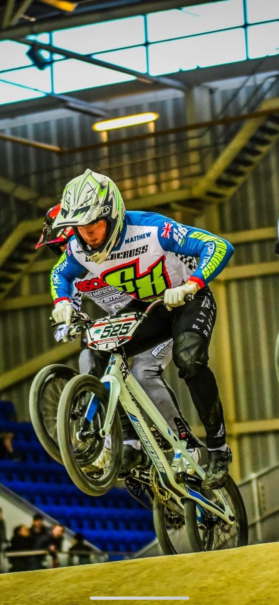 Matthew Gilston wins in Supercross / Alans BMX Debut