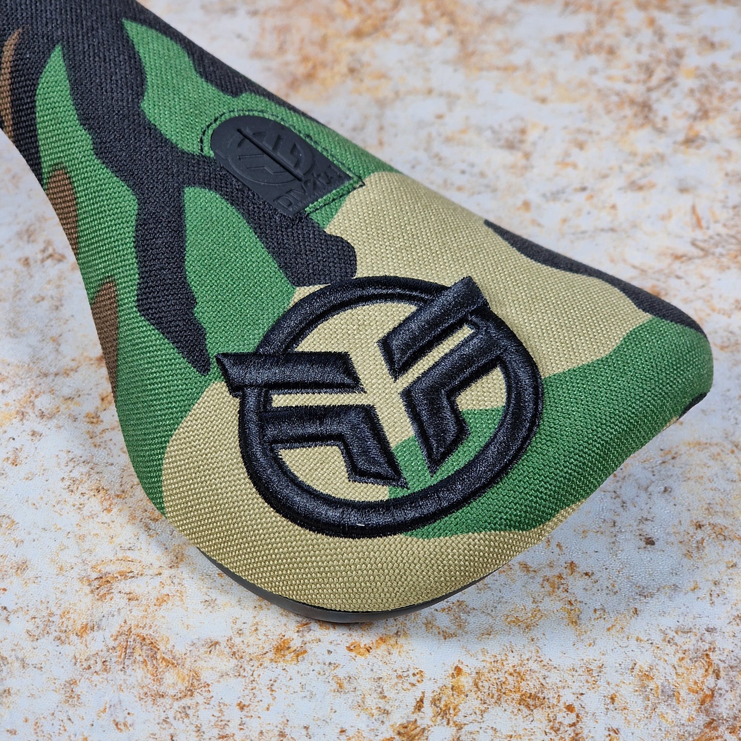 Federal Slim Pivotal Logo Seat - Camo With Raised Black Stitching