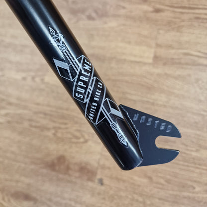 United Supreme v2 Forks ED Black