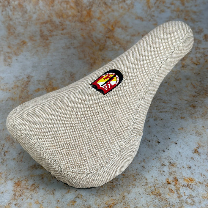 S&M Bikes Slim Kevlar Pivotal Seat Natural White Hemp