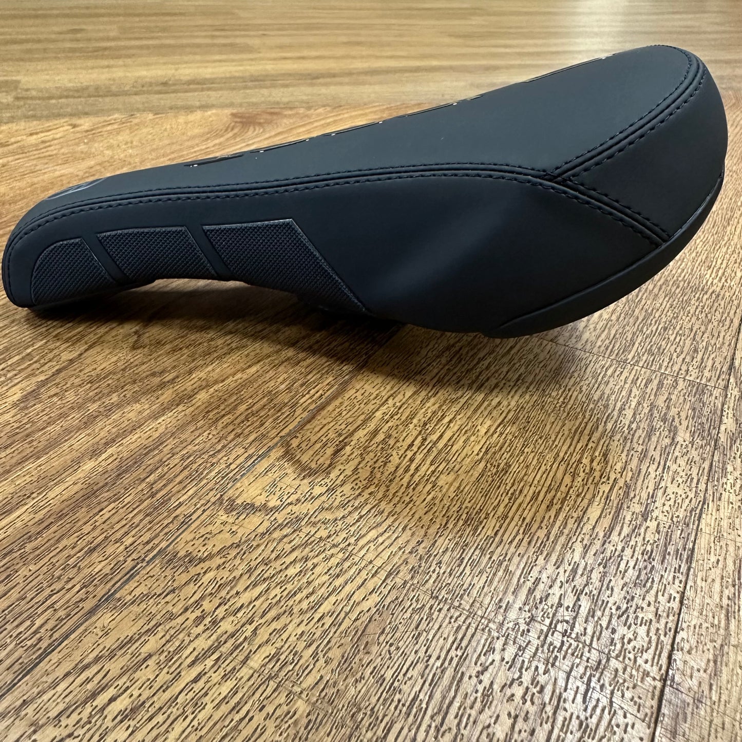 Gusset S2 DJ MJ Stealth Pivotal Seat Black