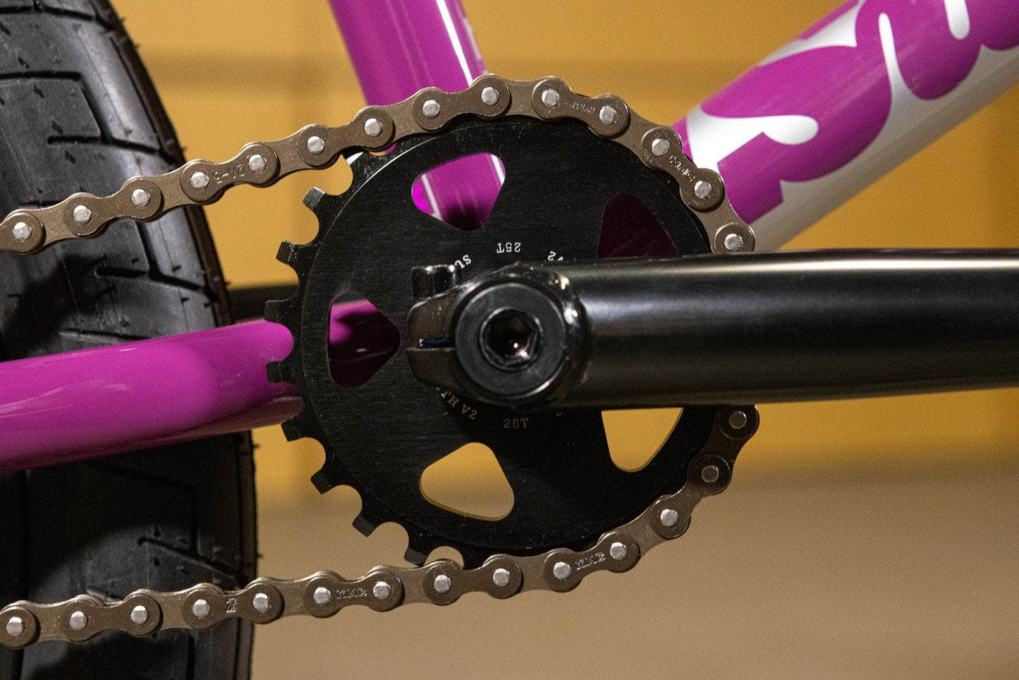 Sunday Street Sweeper 20.75" TT Bike Seeley Gloss Berry