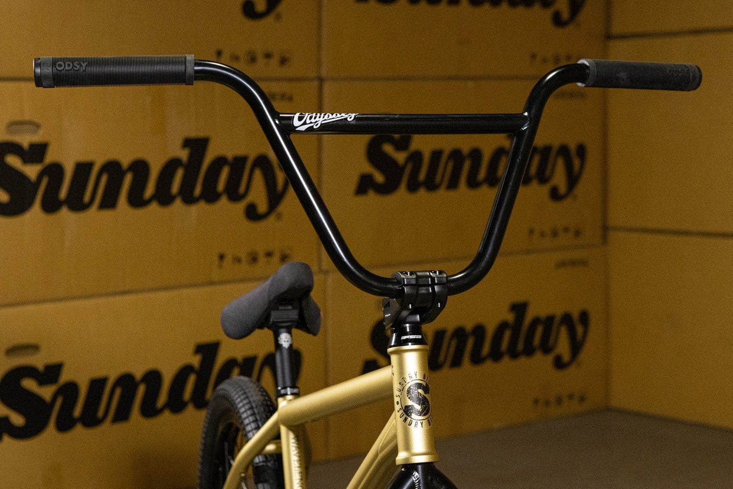 Sunday Wavelength 21" TT Bike Young Matte Metallic Gold