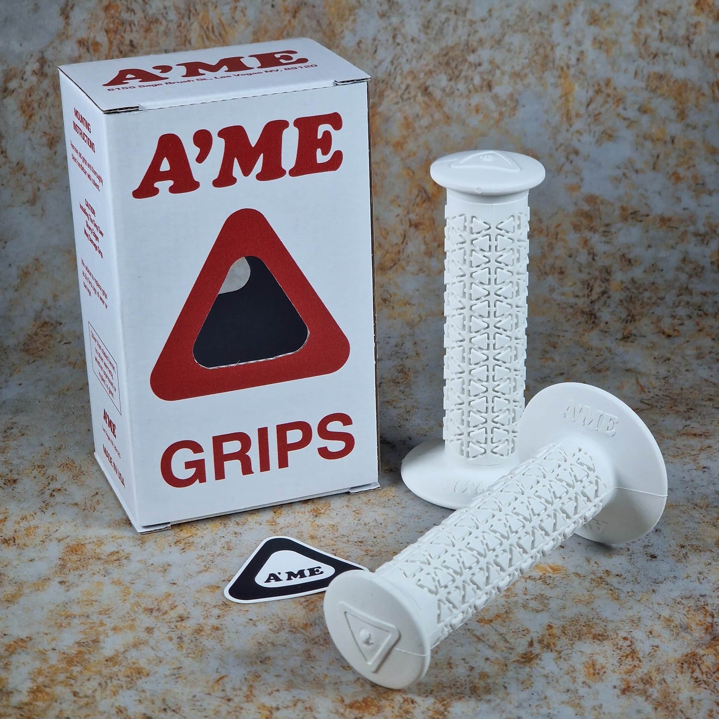 A'ME Old School BMX White A'ME BMX Double Bubble Font Round Grips with Box