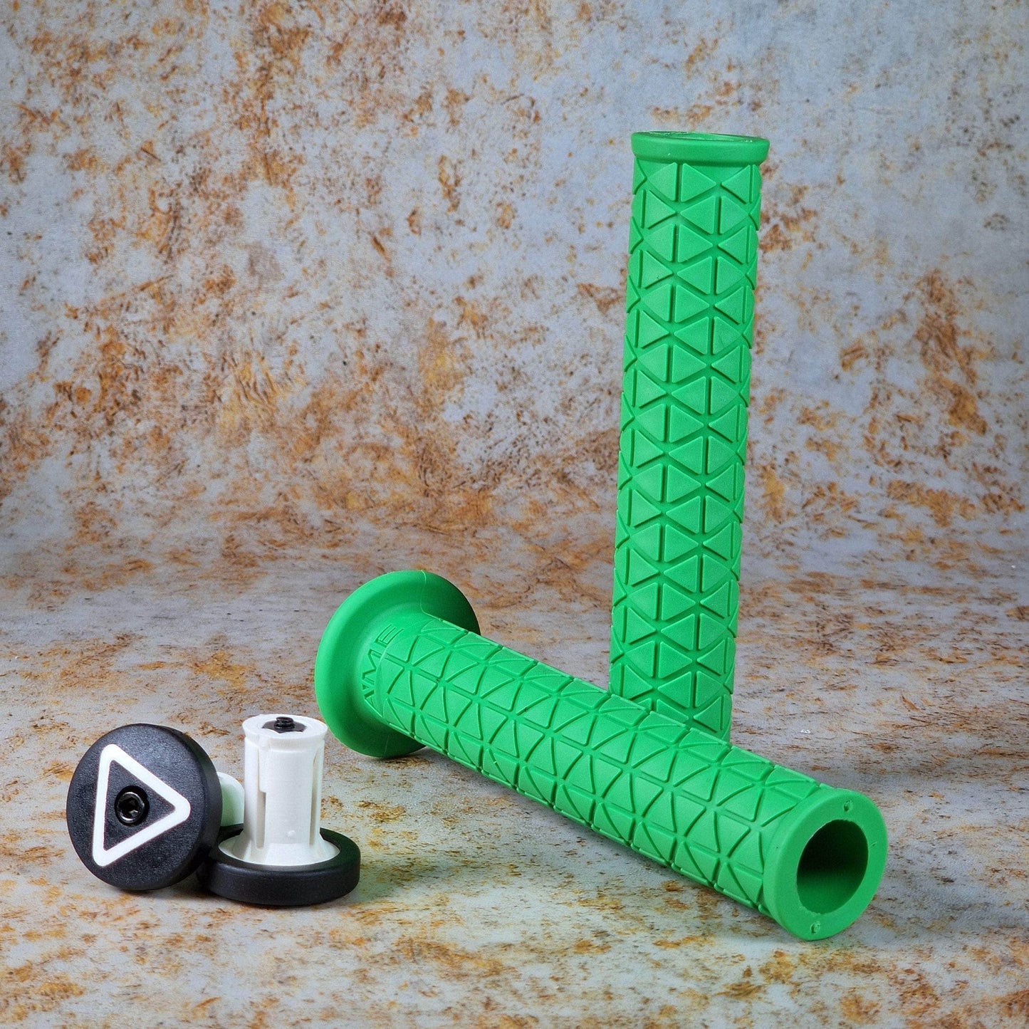 A'ME Old School BMX Green A'ME BMX Super Tri Grips with Flange