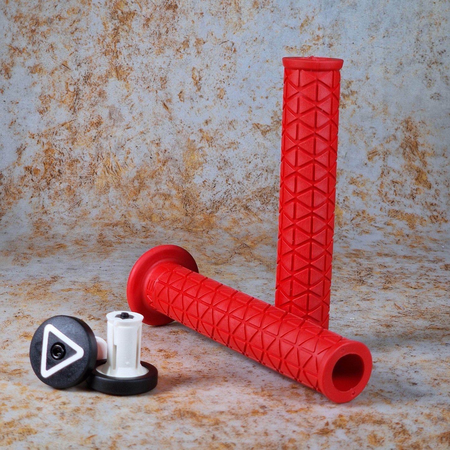 A'ME Old School BMX Red A'ME BMX Super Tri Grips with Flange