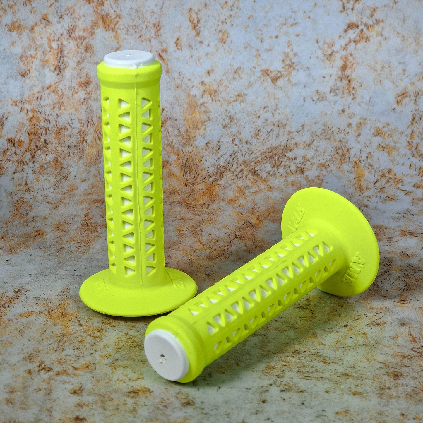 A'ME Old School BMX Fluorescent Yellow over White A'ME BMX Unitron Grips