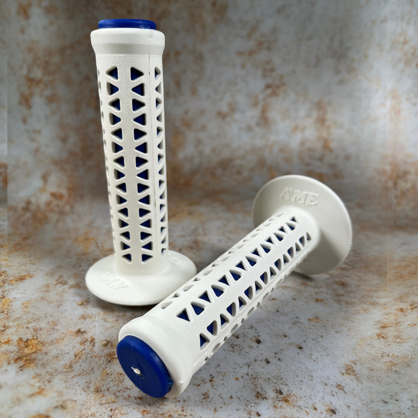 A'ME BMX Grips AME Old School BMX Unitron Bicycle Grips - BLACK Over ...