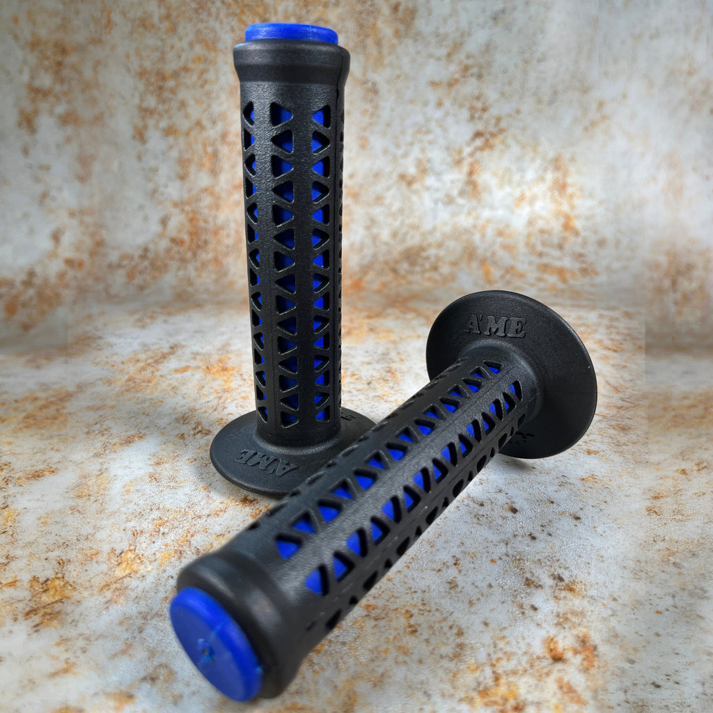 Odi Poignées sans bride pour BMX Noir 143 mm, noir, 143mm Odi Poignées sans bride pour BMX Noir 143 mm, noir, 143mm