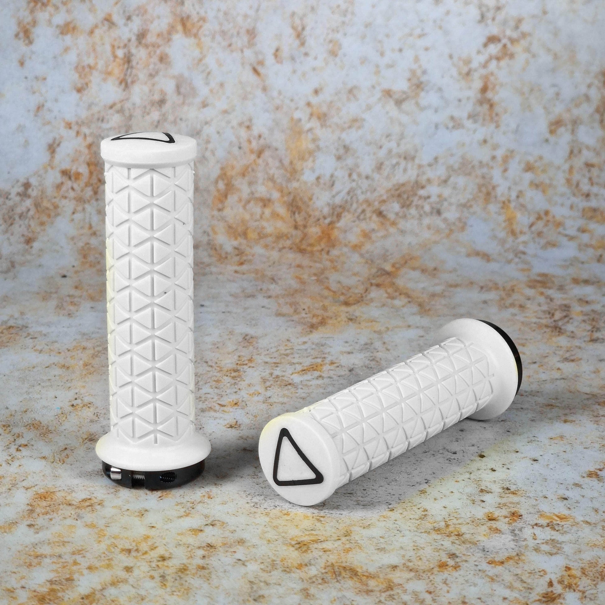 A'ME BMX Racing A'ME Mini Lock-On Tri Grips