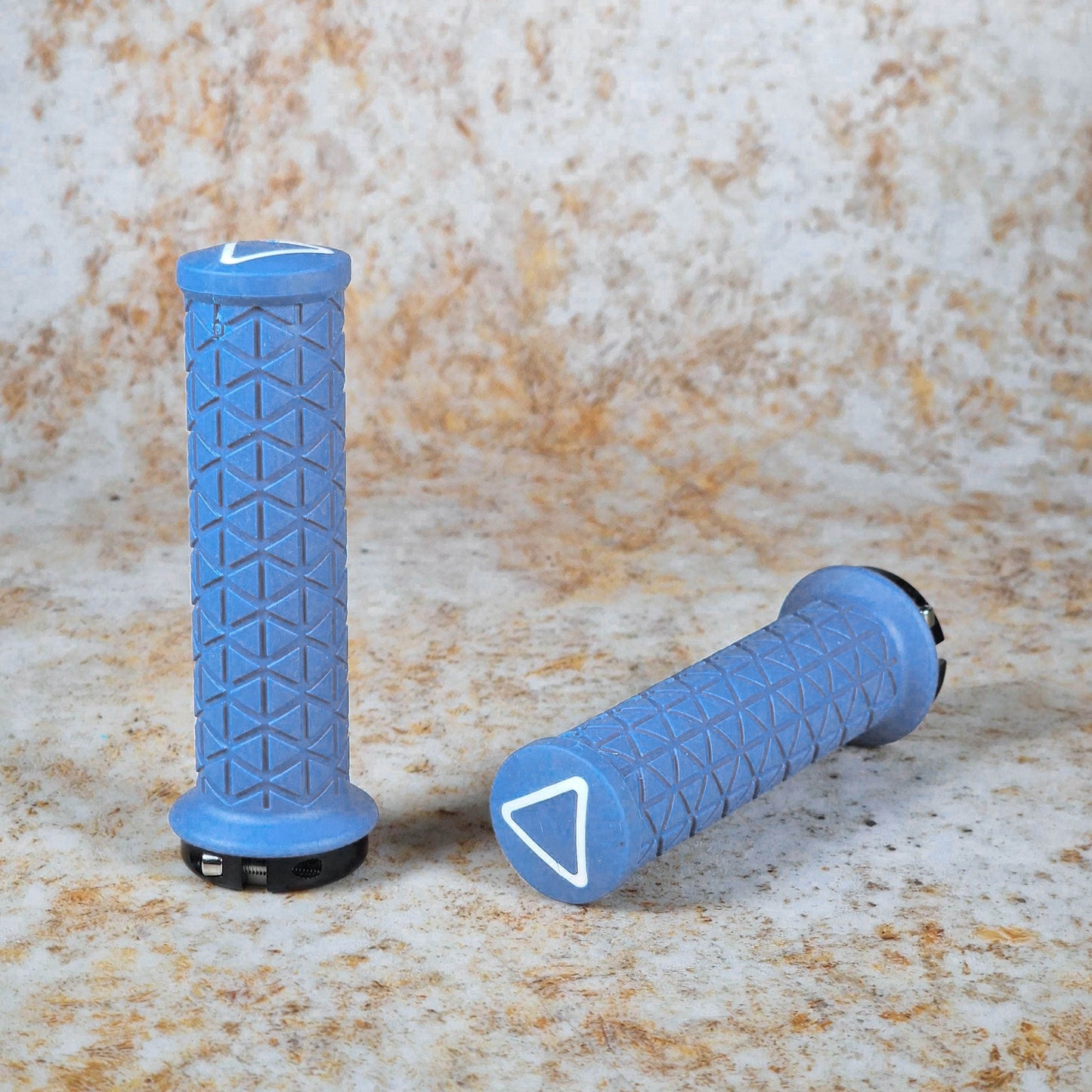 A'ME BMX Racing Light Blue A'ME Mini Lock-On Tri Grips