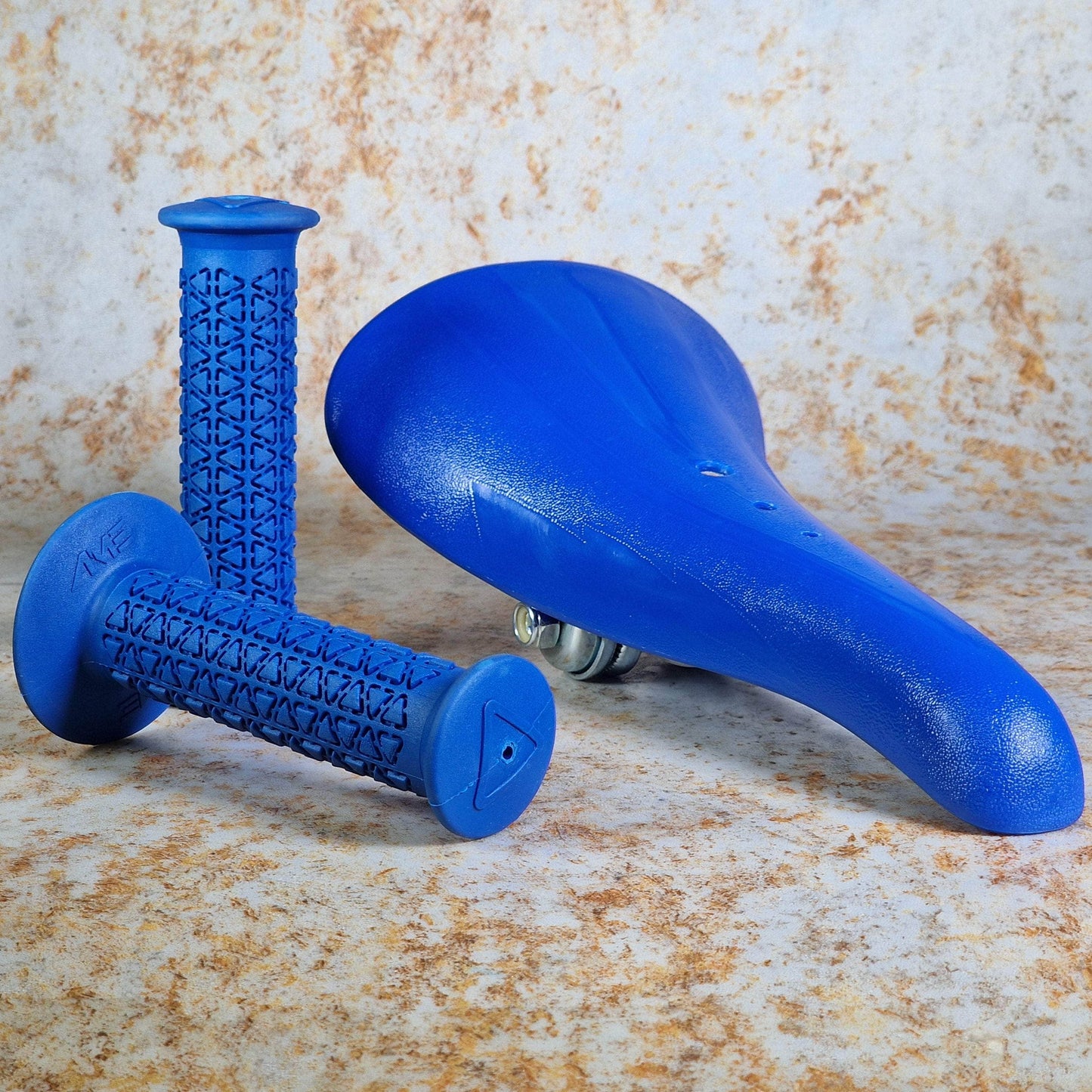 Velo Old School BMX Blue A'ME Tri and Velo Old School BMX Aero Grip Seat Set