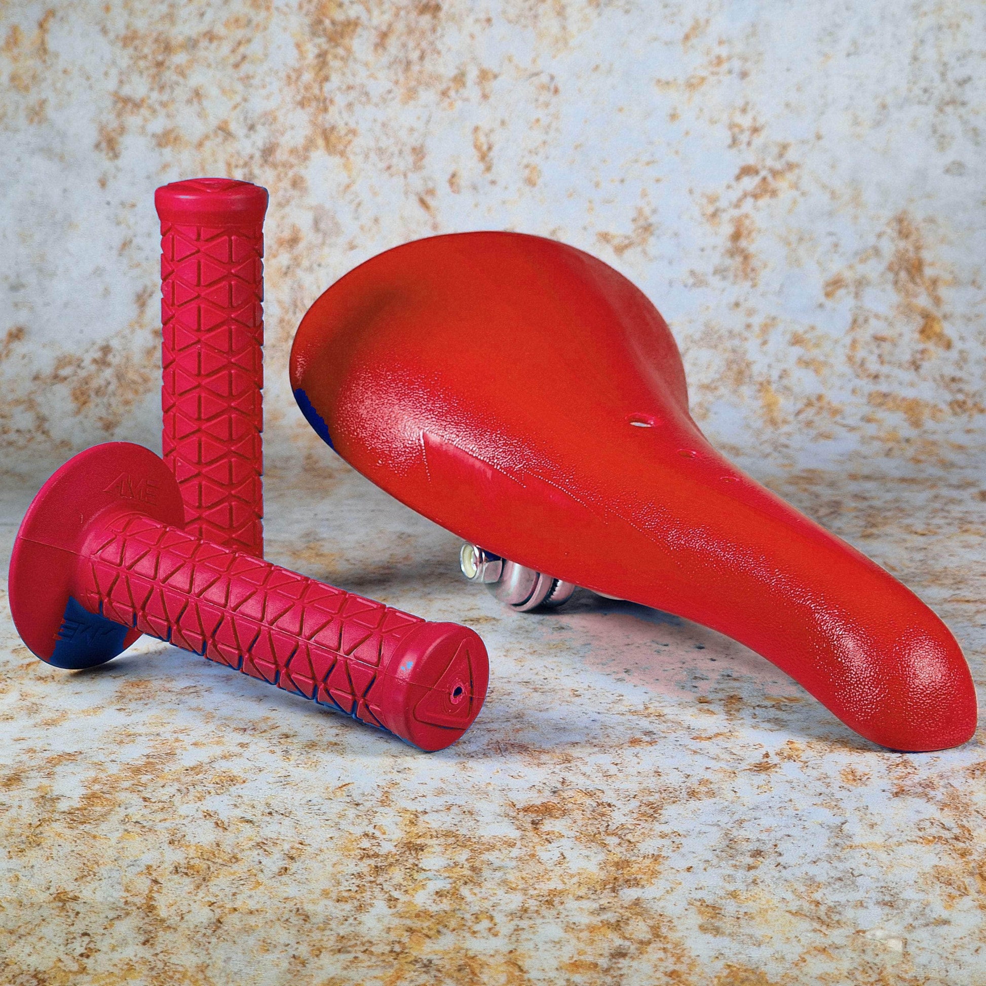 Velo Old School BMX A'ME Tri and Velo Old School BMX Aero Grip Seat Set