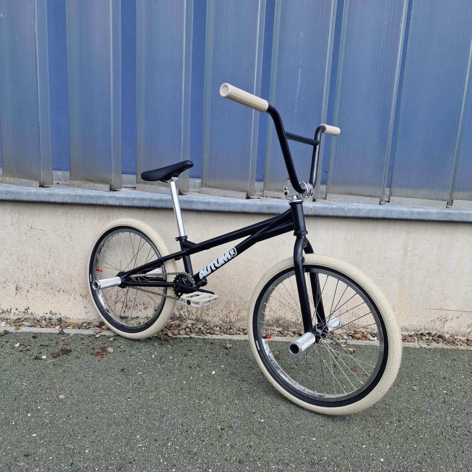 Autum Bikes BMX Flatland Black Autum Bikes Custom Flatland Bike Black