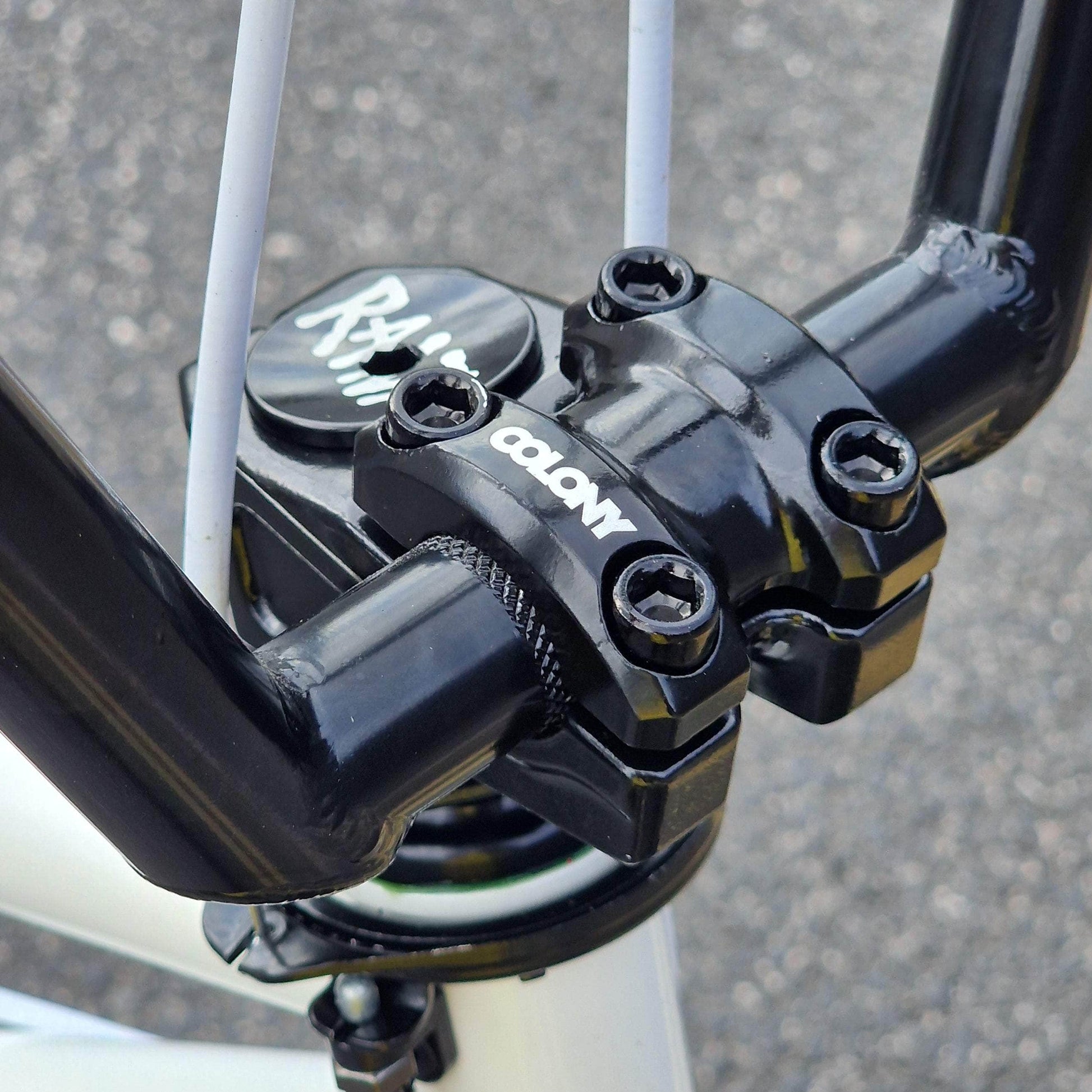 Autum Bikes BMX Flatland White Autum Bikes Razzia Custom Flatland Bike Pearl White