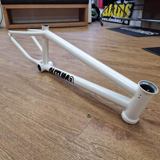 Autum Bikes BMX Parts 19.3 / Pearl Whiite Autum Bikes Razzia Flatland Frame w/ Removable Brake Mounts Pearl White