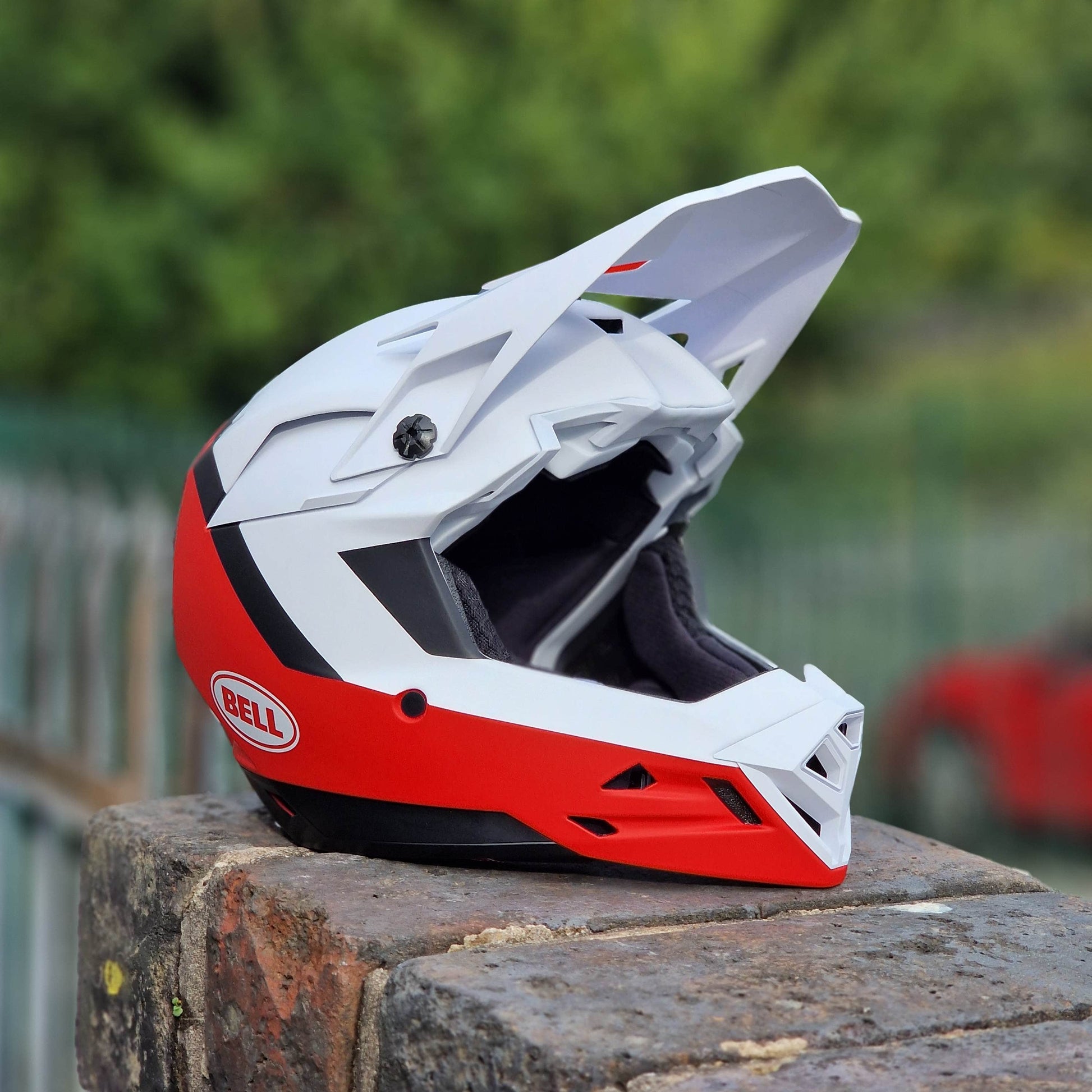 bell full face bmx helmet Full-10 Mips Level Set White / Red eRides in MIPS system reduces Jim Brown Cleveland Browns Model:FGCT100HSL