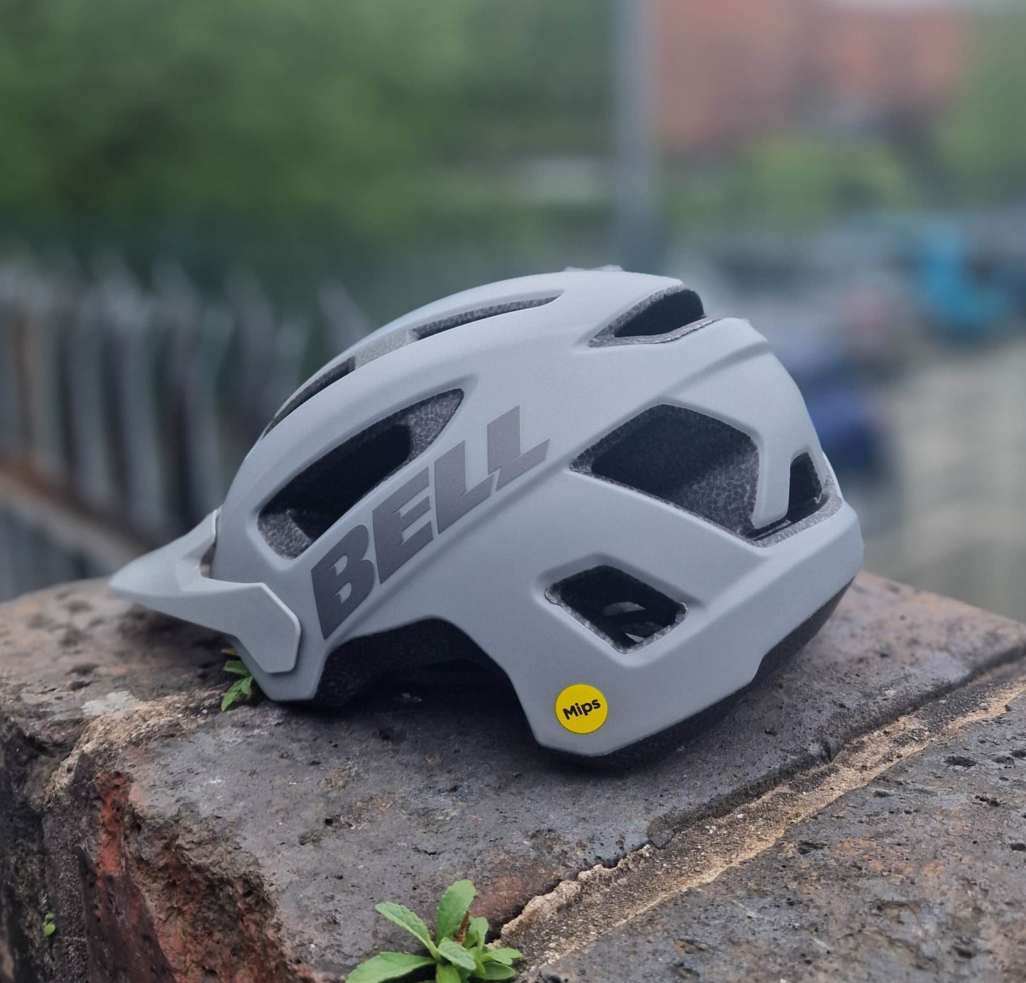 Bell BMX Racing Bell Nomad 2 Mips MTB Helmet Grey