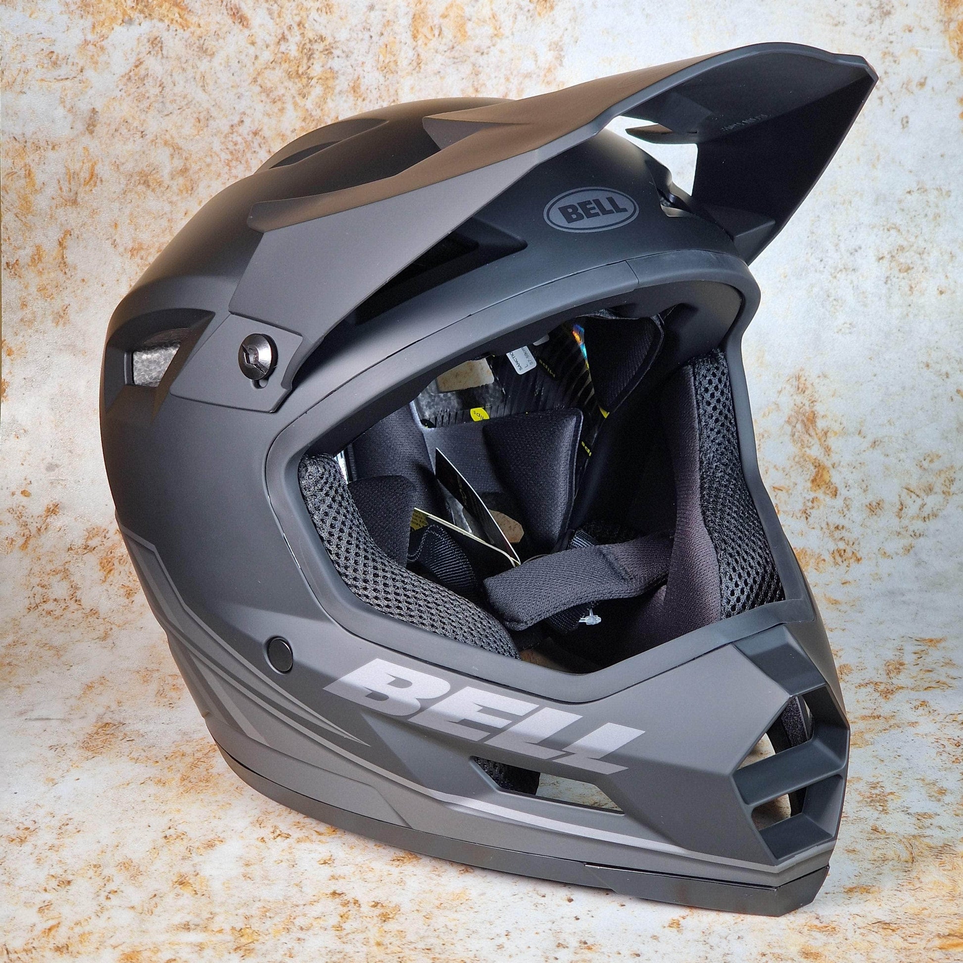 bell full face bmx helmet SANCTION which uses silver Bell Full-9 BMX Race Helmet-Matte