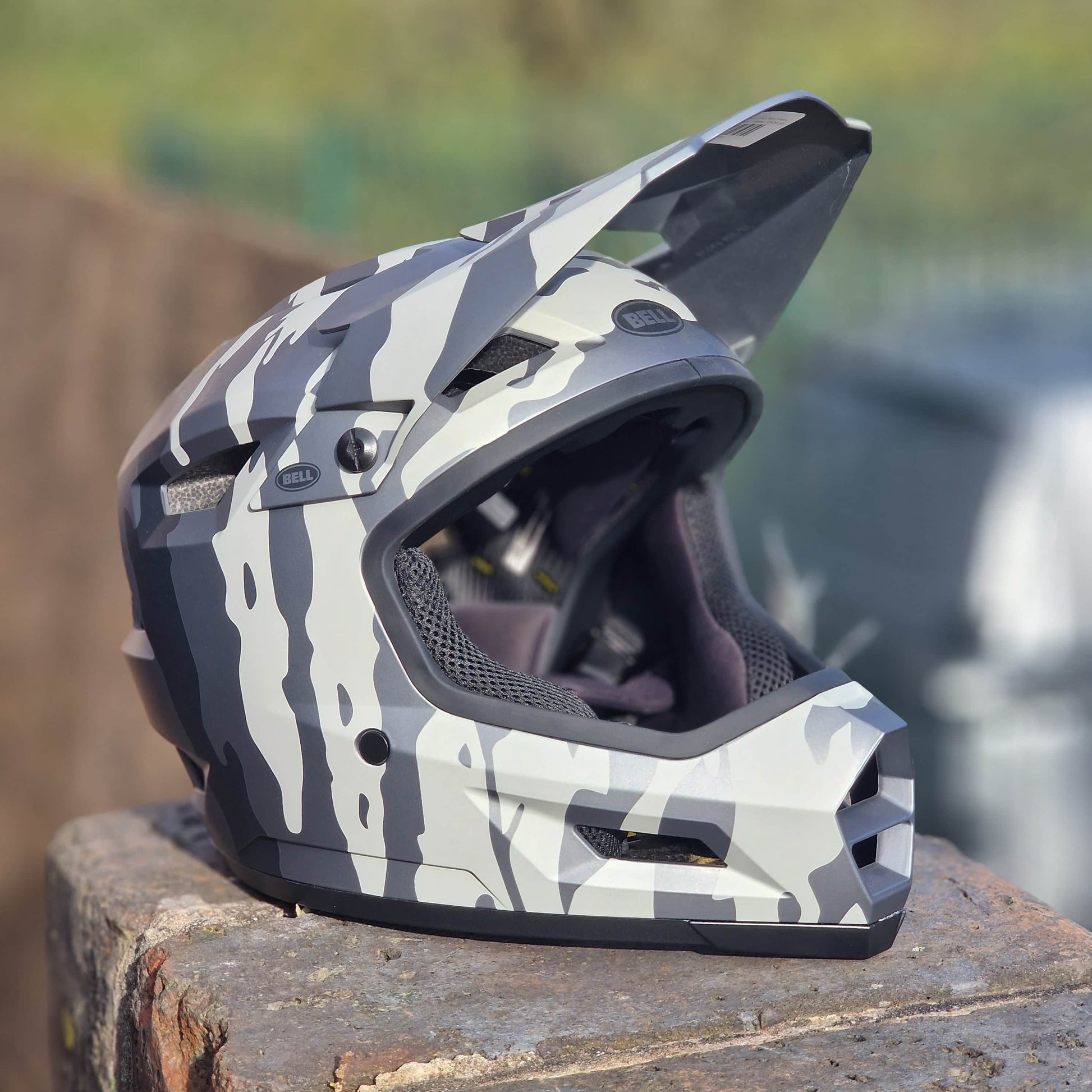 Bell BMX Racing Bell Sanction 2 Full Face Helmet DLX Mips Ravine Matte Grey / Black