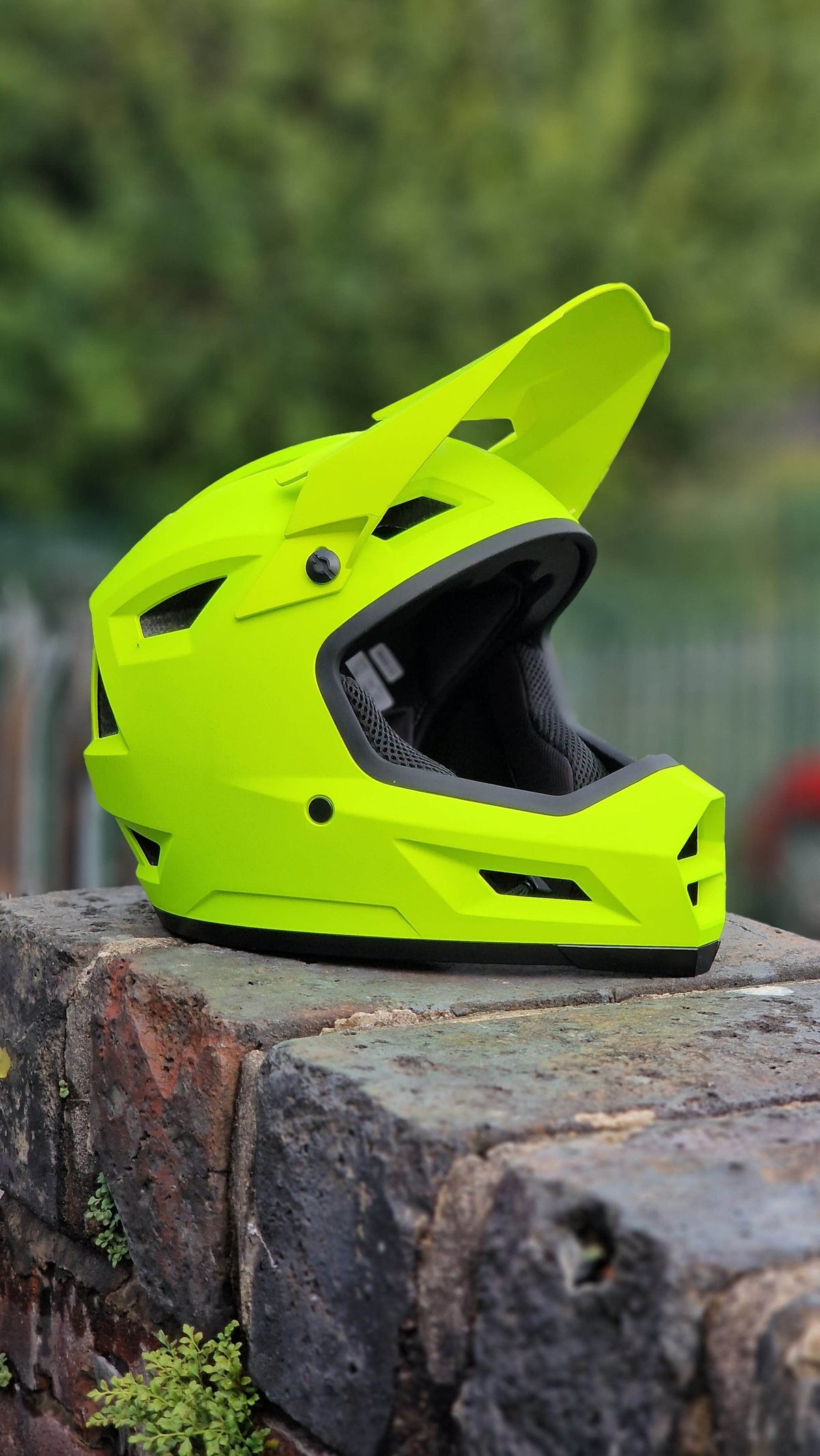 Bell BMX Racing Bell Sanction 2 Full Face Helmet Matte Fluorescent Yellow