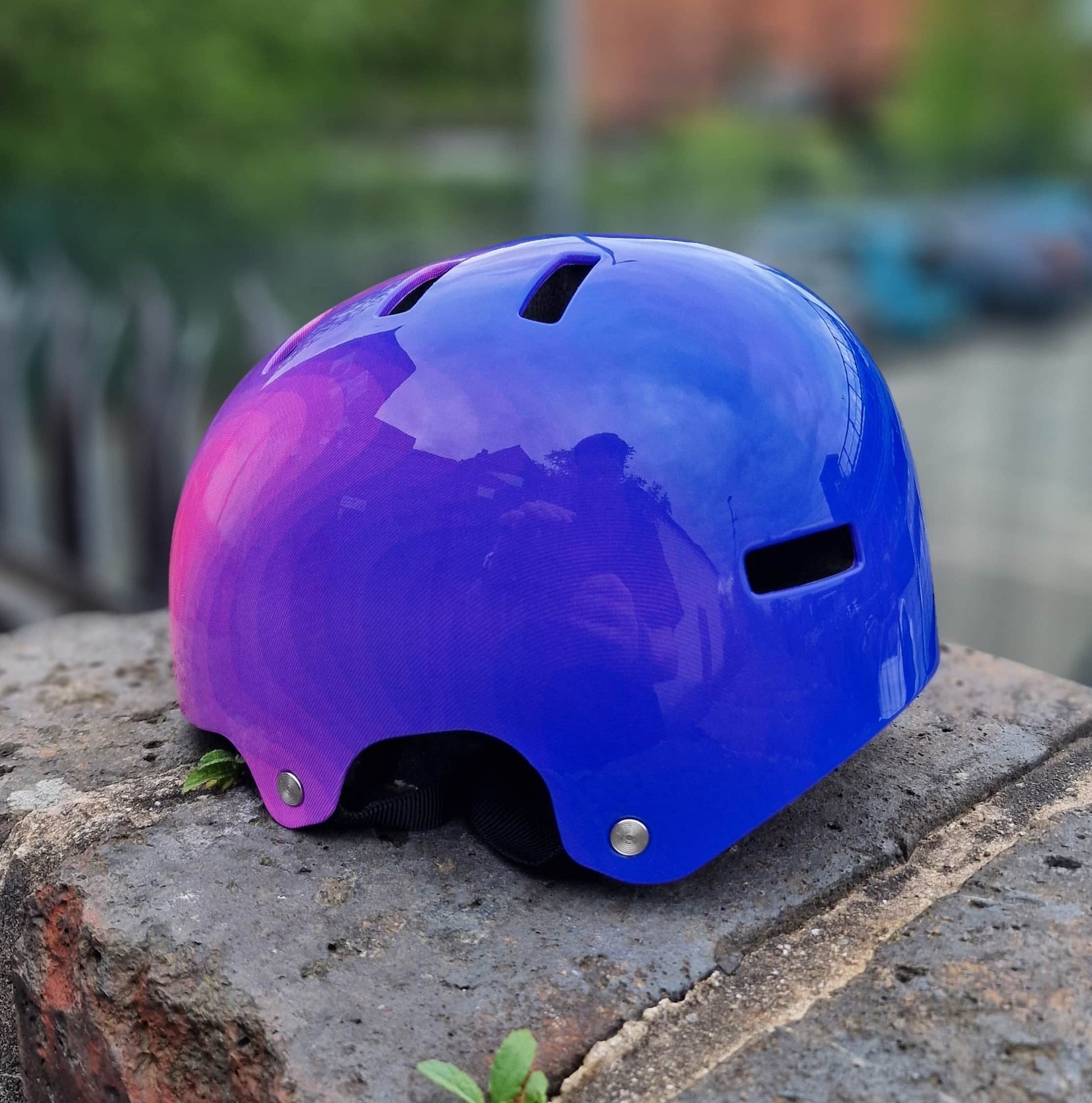 Bell Protection Bell Span Blend Youth Skate / BMX Helmet Cotton Candy