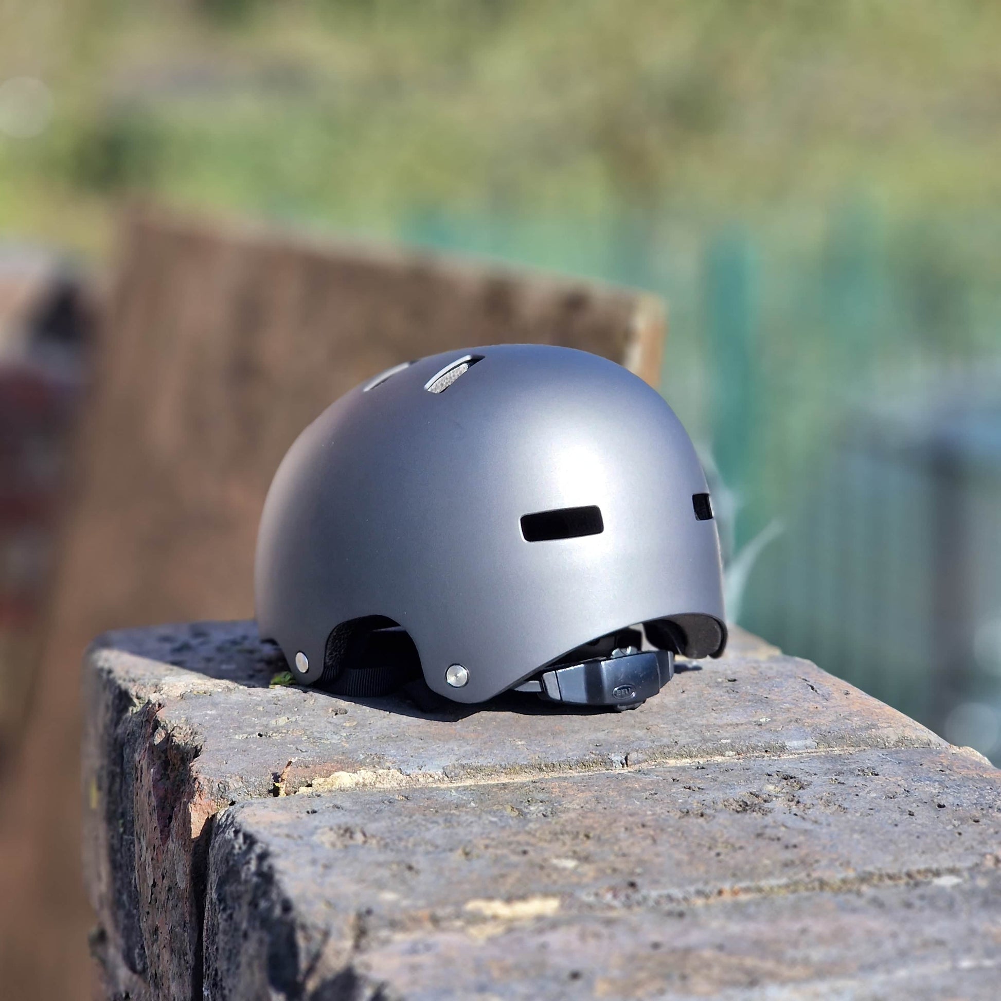 Bell Protection Bell Span Youth Skate / BMX Helmet Matte Black