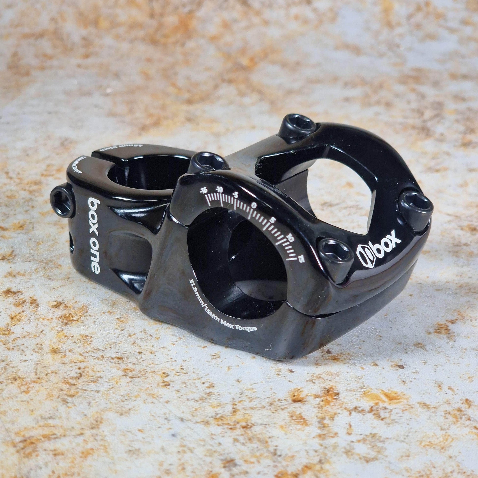 Box BMX Racing Black / 1 1/8" / 48mm Box One Top Load 31.8mm Stem