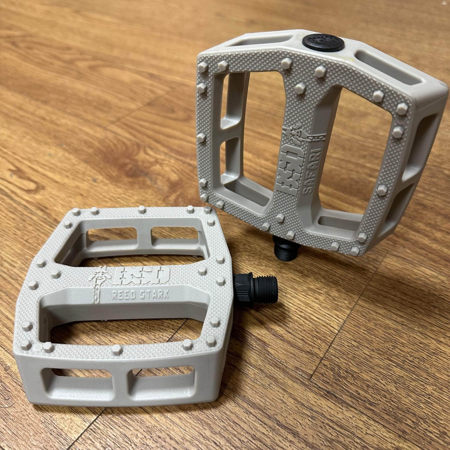 BSD BMX Parts Stone / 9/16" BSD Safari Pedals