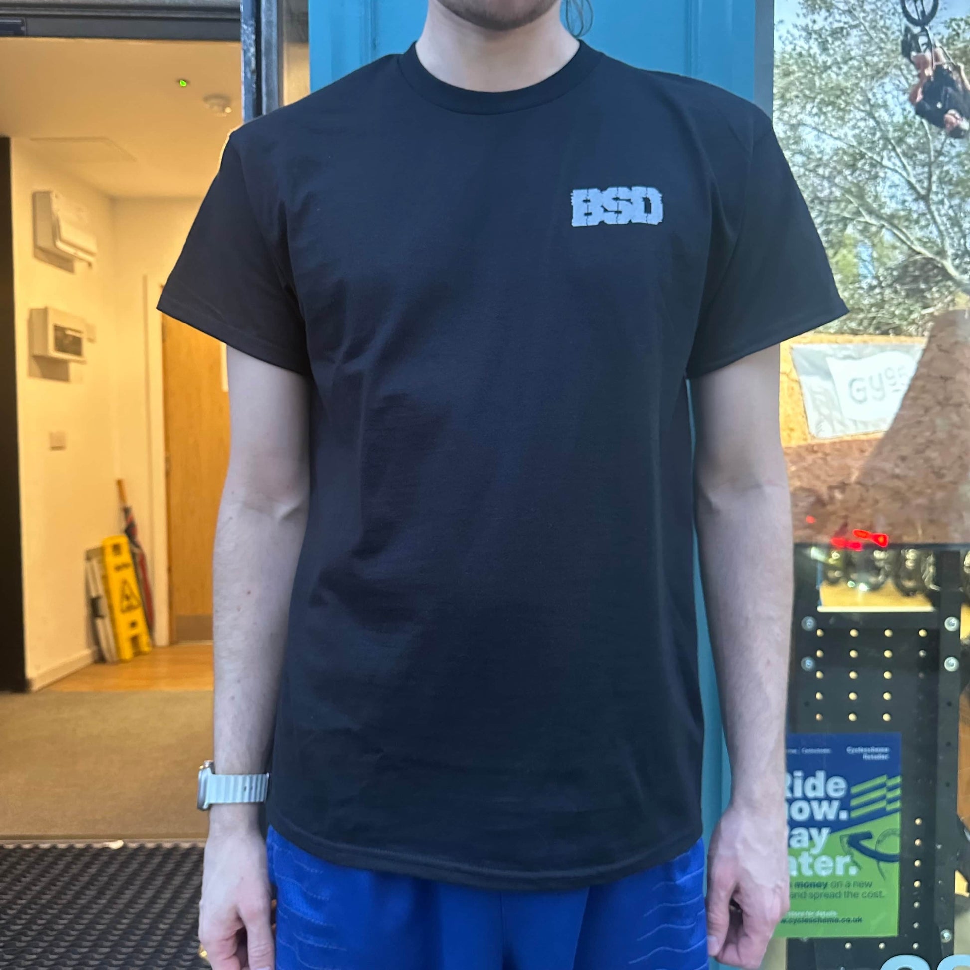 BSD Clothing & Shoes BSD Tuned Out T-shirt Black