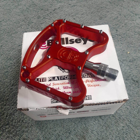 Bullseye Old School BMX Red / 9/16" Bullseye Elite Pro CNC Sealed Pedal