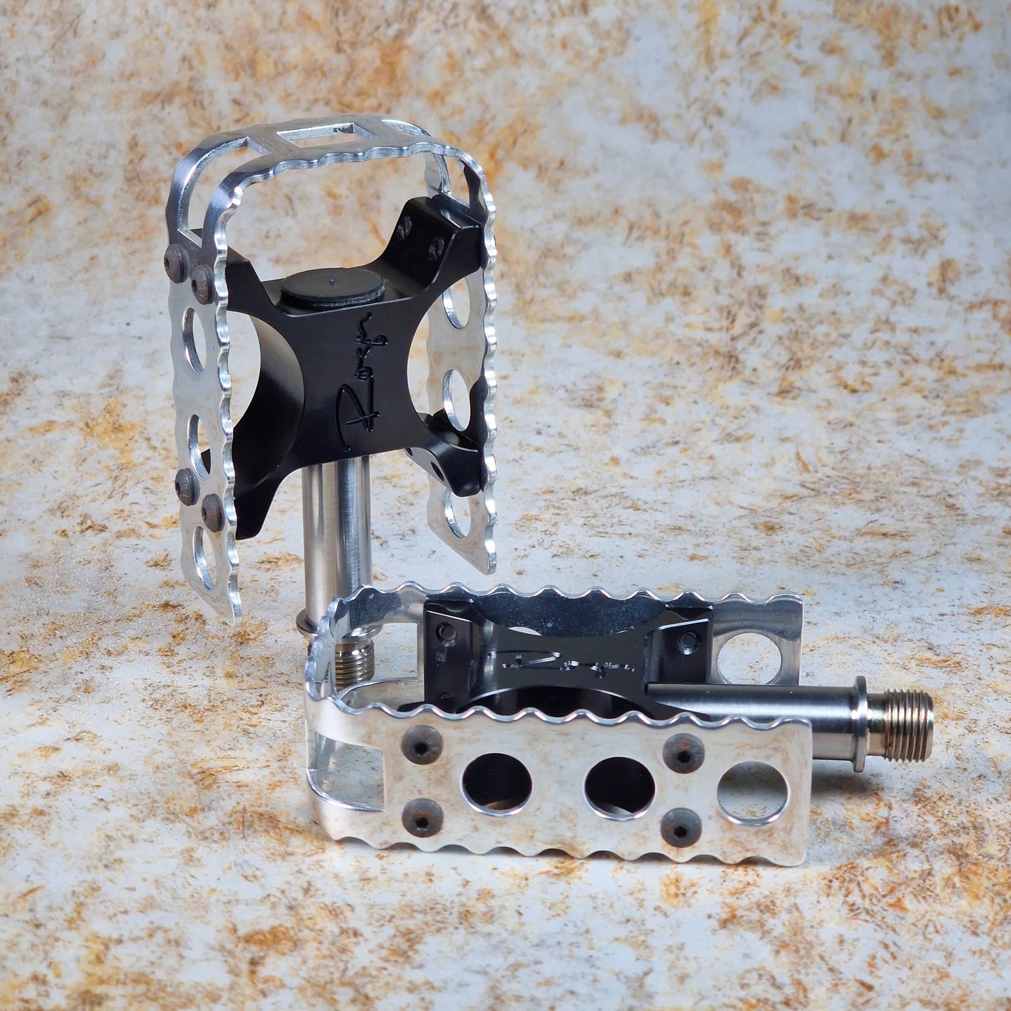 Bullseye Old School BMX Bullseye Roger Pedals 027 Black/Polished