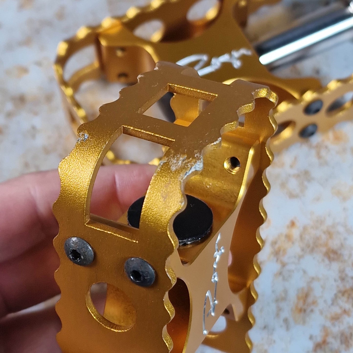 Bullseye Old School BMX Bullseye Roger Pedals Gold