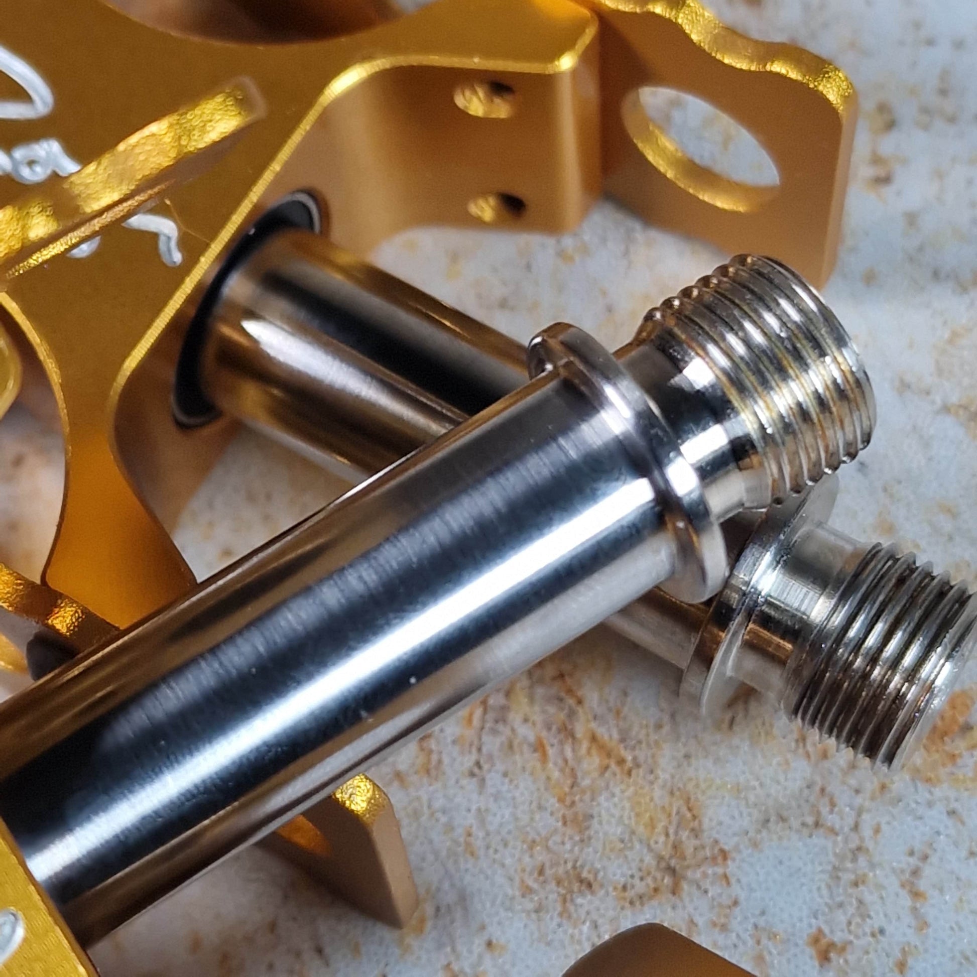 Bullseye Old School BMX Bullseye Roger Pedals Gold