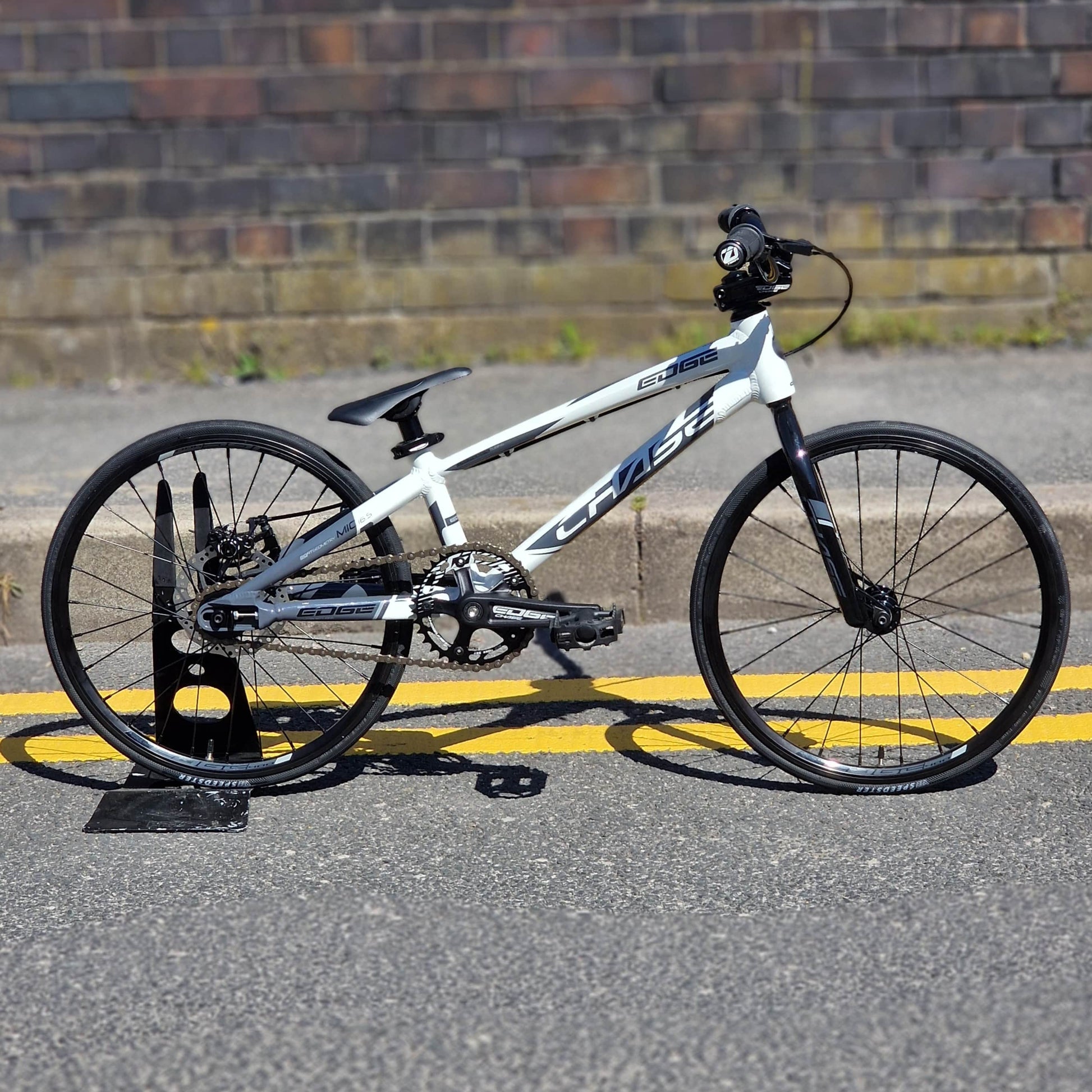 Chase BMX Racing Bikes Cement / Micro Chase 2026 Edge Micro Race Bike Cement