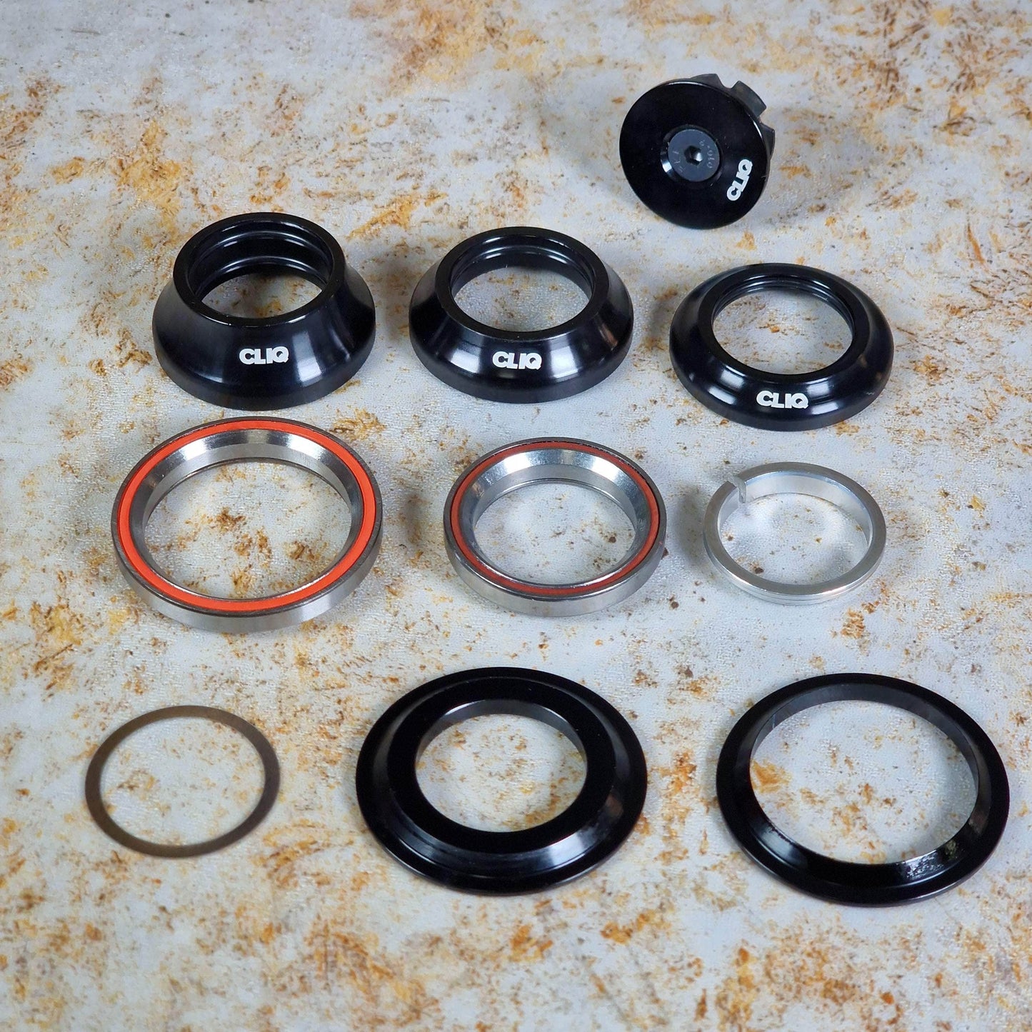 Cliq BMX Racing Black / 1.5" Cliq Integrated 1 1/8 / Tapered Headset