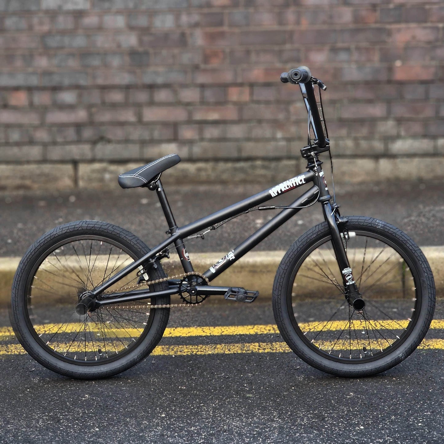 Colony BMX Flatland Black / 18.9 Colony Apprentice 18.9" TT Flatland Bike Black