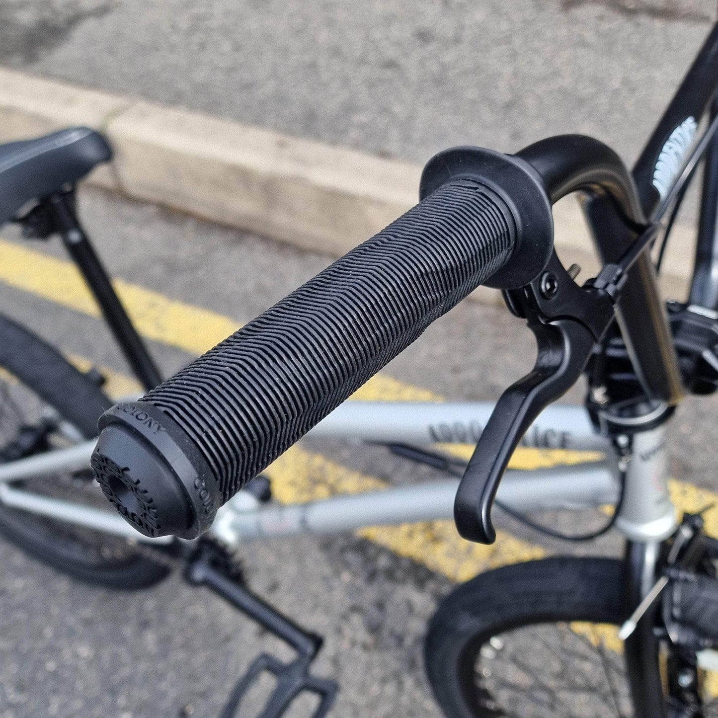 Colony BMX Flatland Matte Apple Silver / 18.9 Colony Apprentice 18.9" TT Flatland Bike Matte Apple Silver