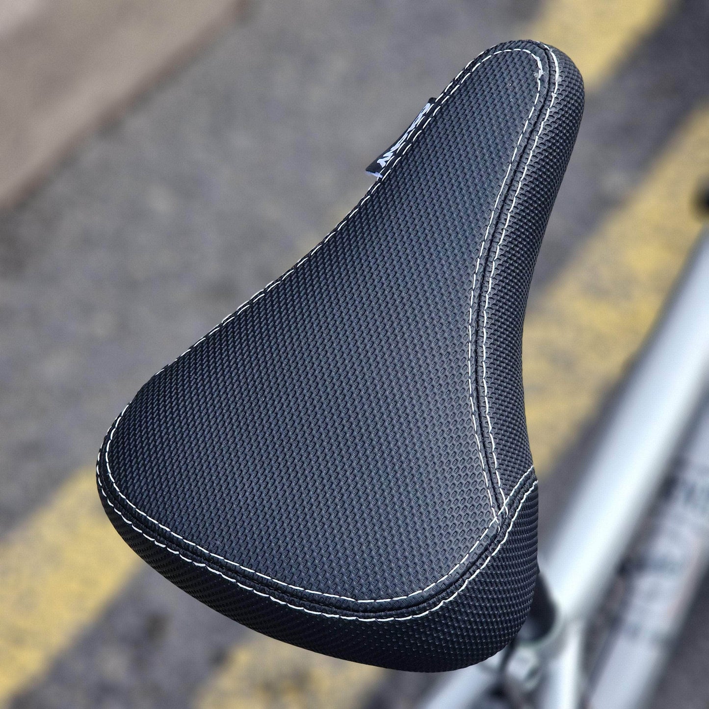 Colony BMX Flatland Matte Apple Silver / 18.9 Colony Apprentice 18.9" TT Flatland Bike Matte Apple Silver