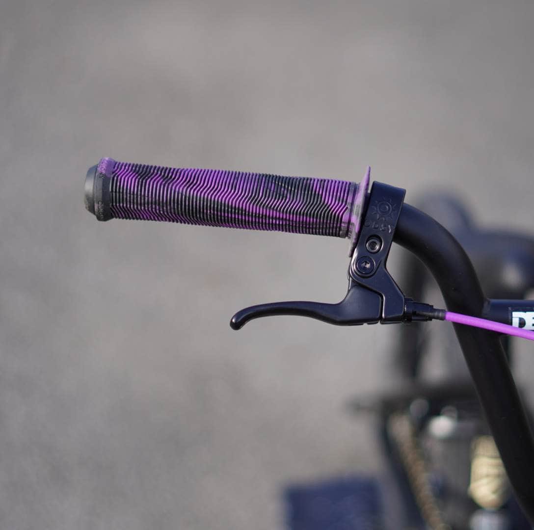 Colony BMX Bikes Black/Oil Slick Colony Cadet 18 Inch Custom Bike Black / Oil Slick