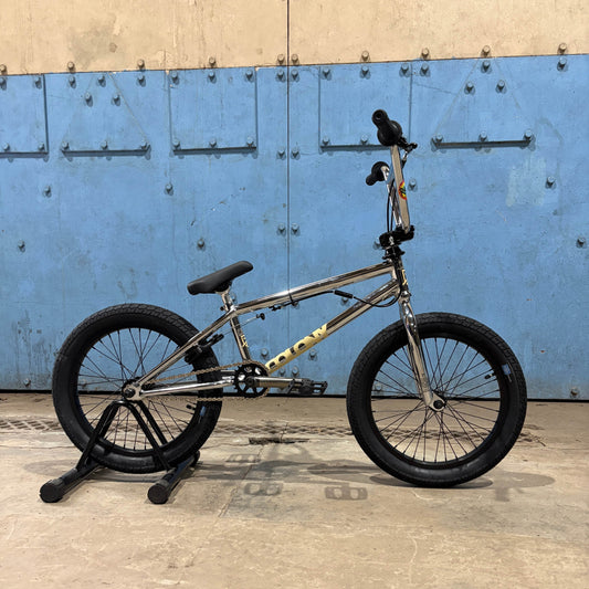 Colony BMX Bikes Colony Cadet 18 Inch Custom Bike Chrome